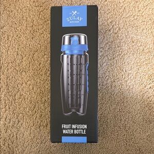 Blue Fruit Infusion Water Bottle